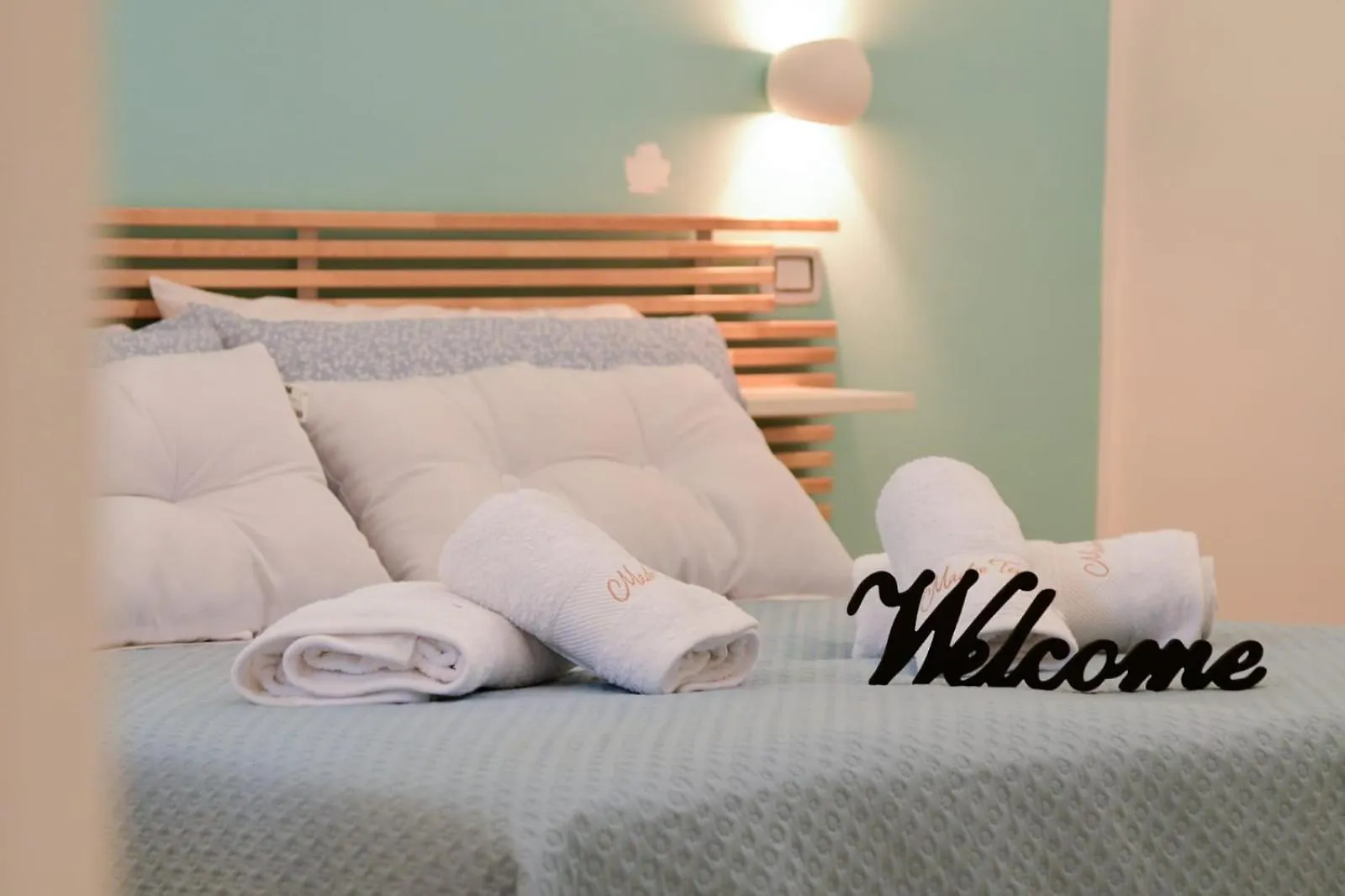 Madre Terra Airport Rooms And Suites Terrasini Affittacamere